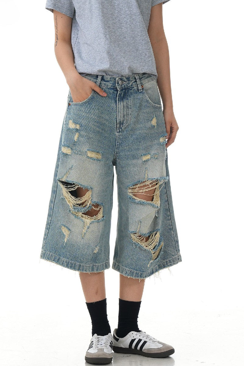 Distressed Washed Cropped Jeans