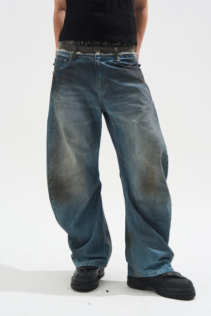 Distressed Straight Cut Jeans