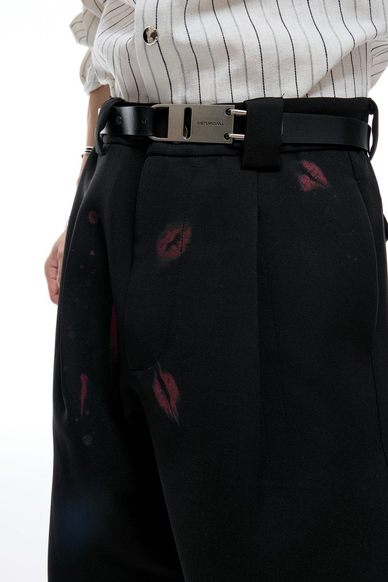Lipstick Print Pleated Flare Trousers