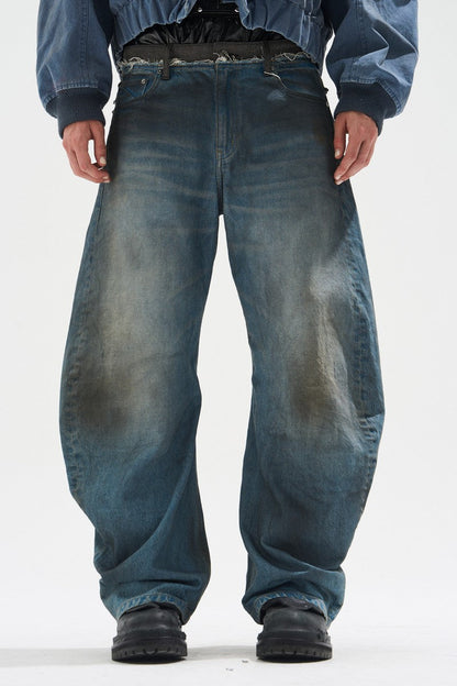 Distressed Straight Cut Jeans