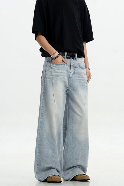 Whiskered Pleated Cleanfit Jeans