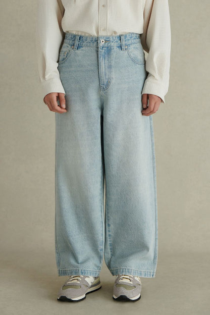 Vintage Loose Fit Straight Jeans
