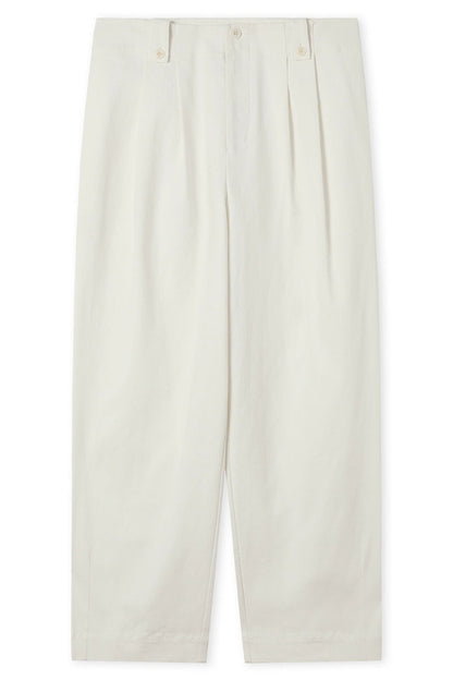 Wrinkle-Resistant Pleated Relaxed Trousers