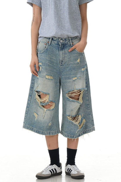 Distressed Washed Cropped Jeans