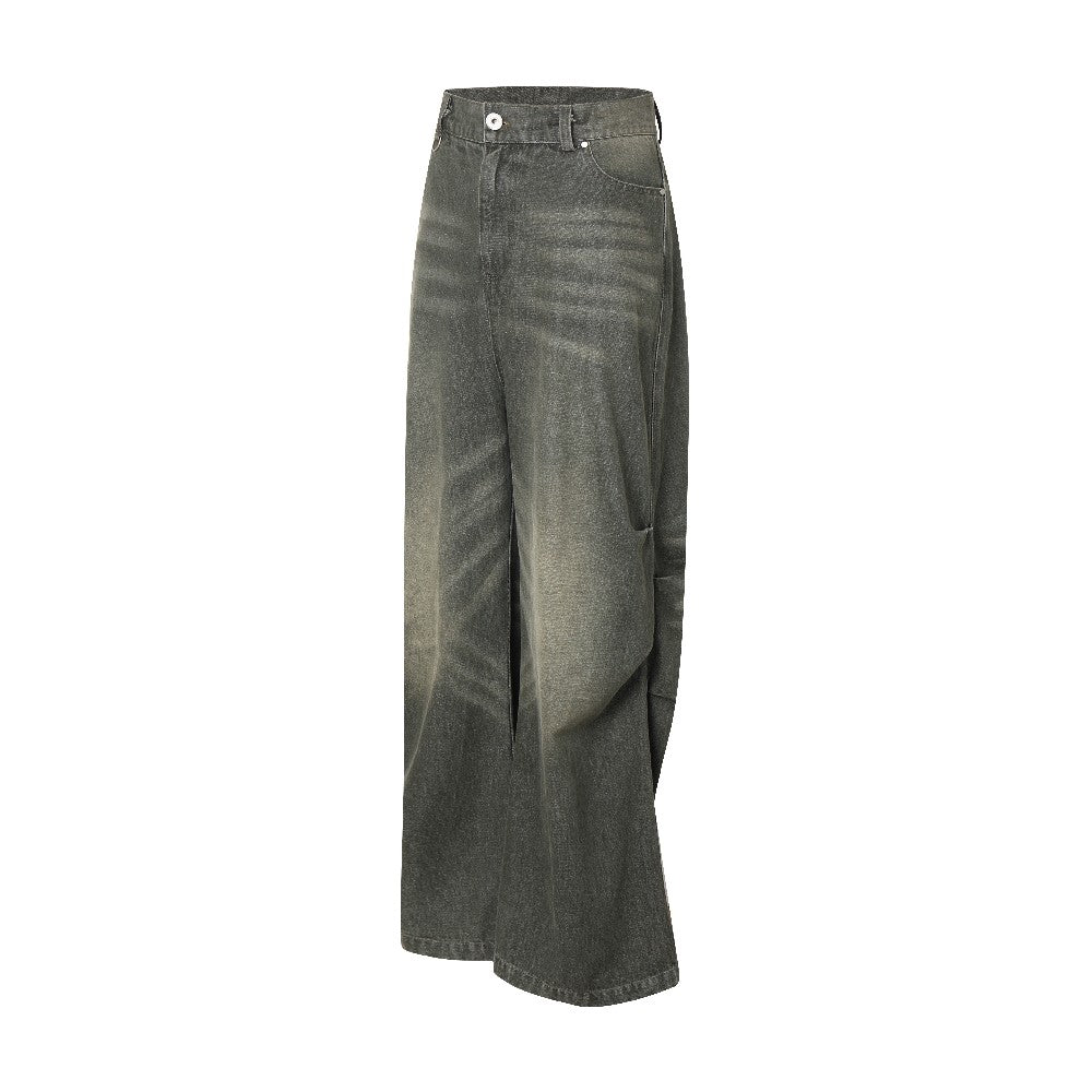 Pleated Washed Oversized Jeans